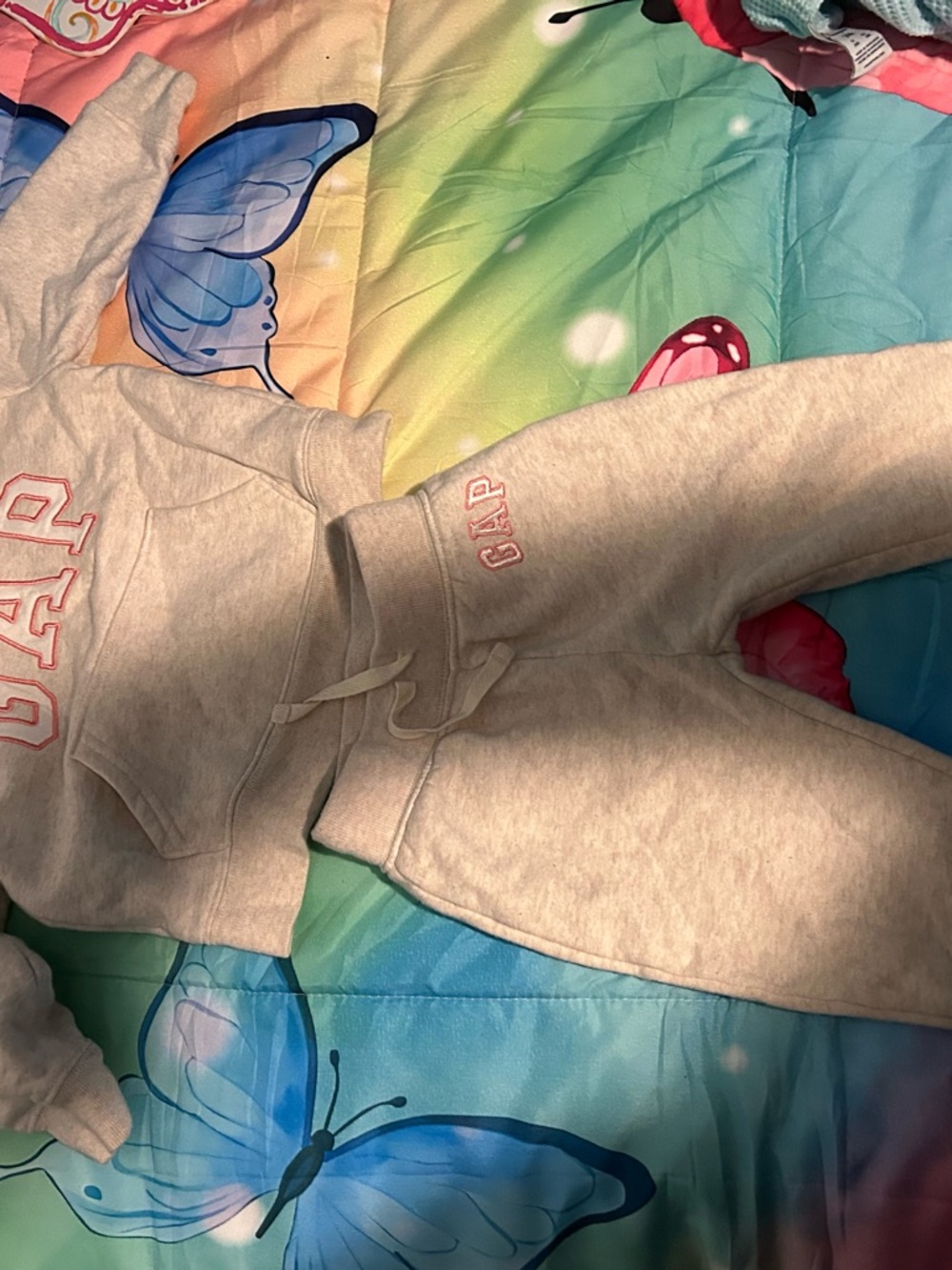 GAP Kids Heather Light Gray Sweat Joggers with Pink Logo